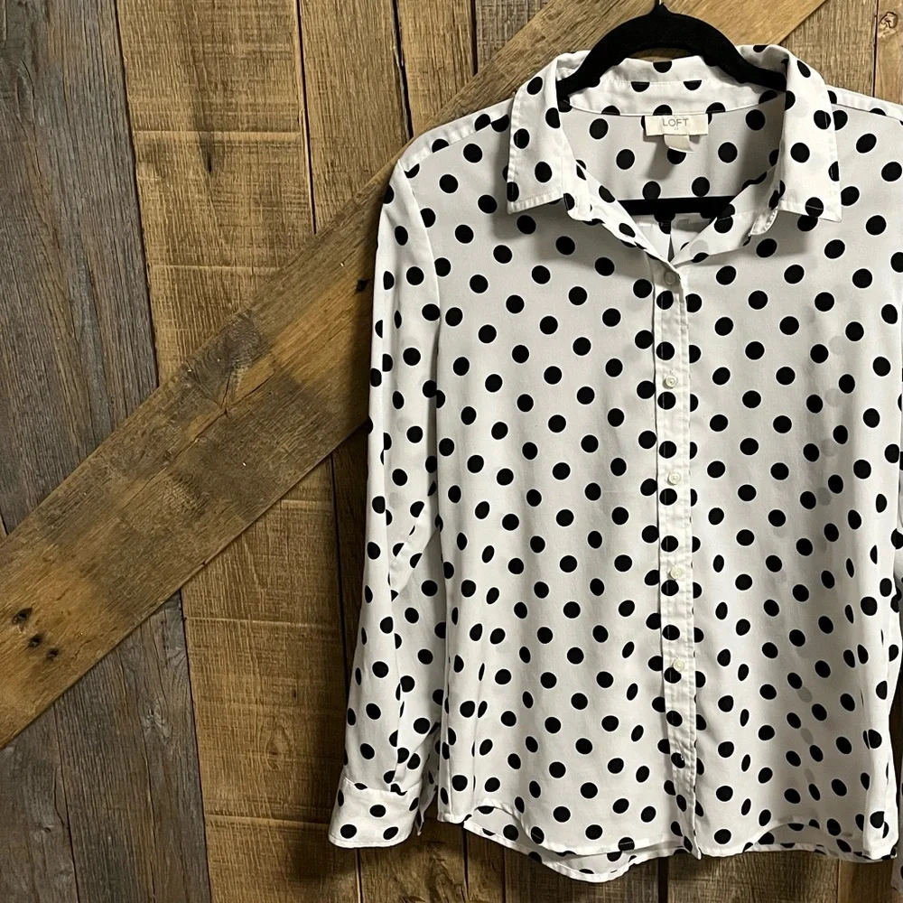 LOFT Polk-a-dot shirt - Picture 1 of 4